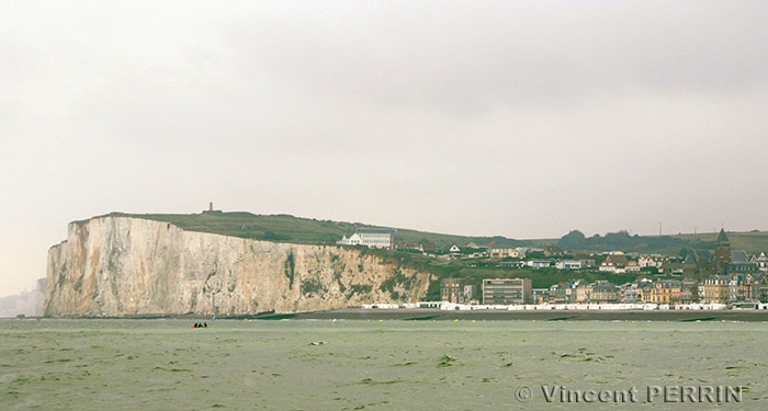La plage et les falaises.jpg
